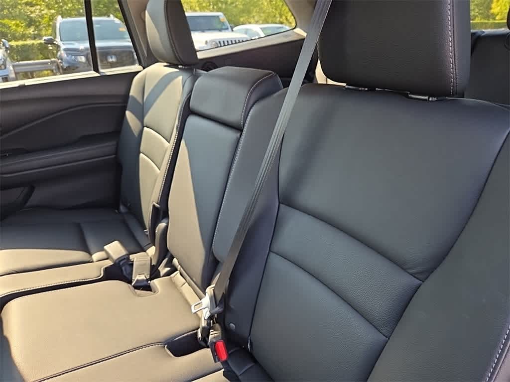 Thumbnail: 2022 Honda Pilot - 14
