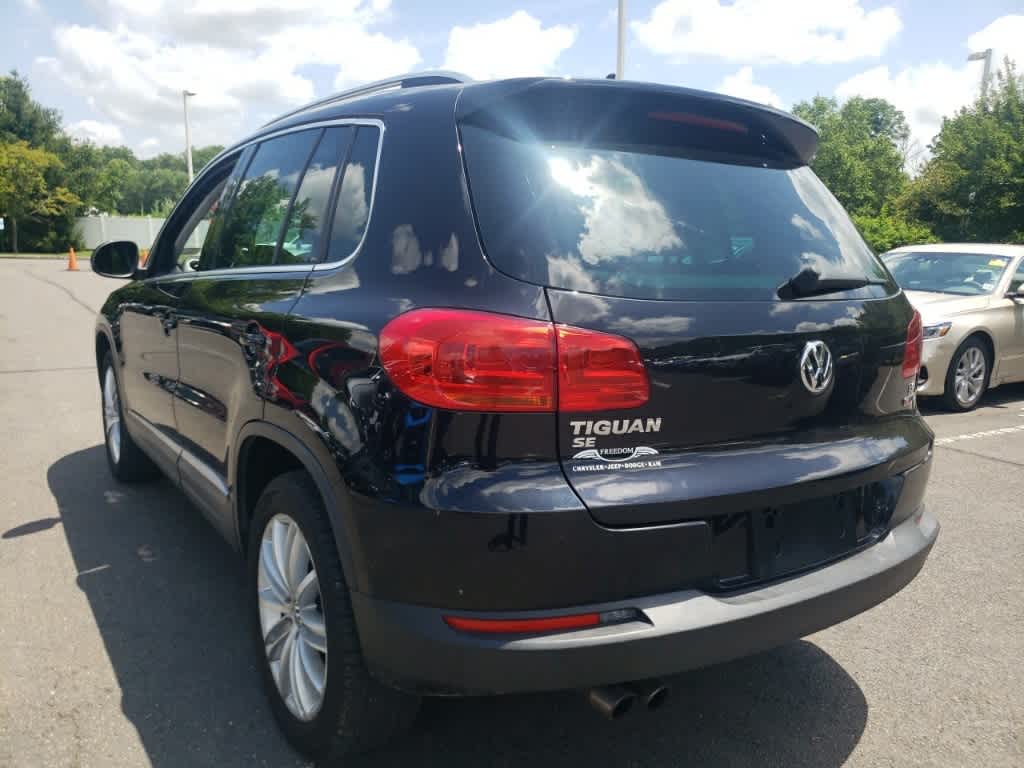 Thumbnail: 2016 Volkswagen Tiguan - 7