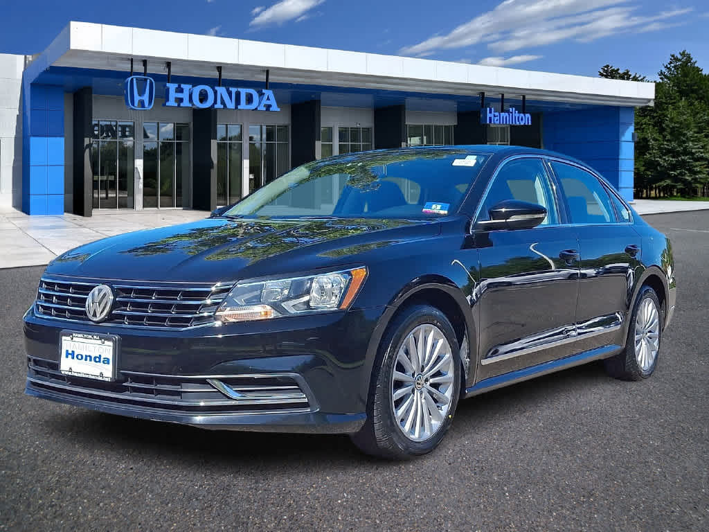 2016 Volkswagen Passat SE