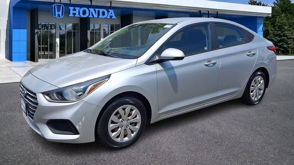 Thumbnail: 2019 Hyundai Accent - 4