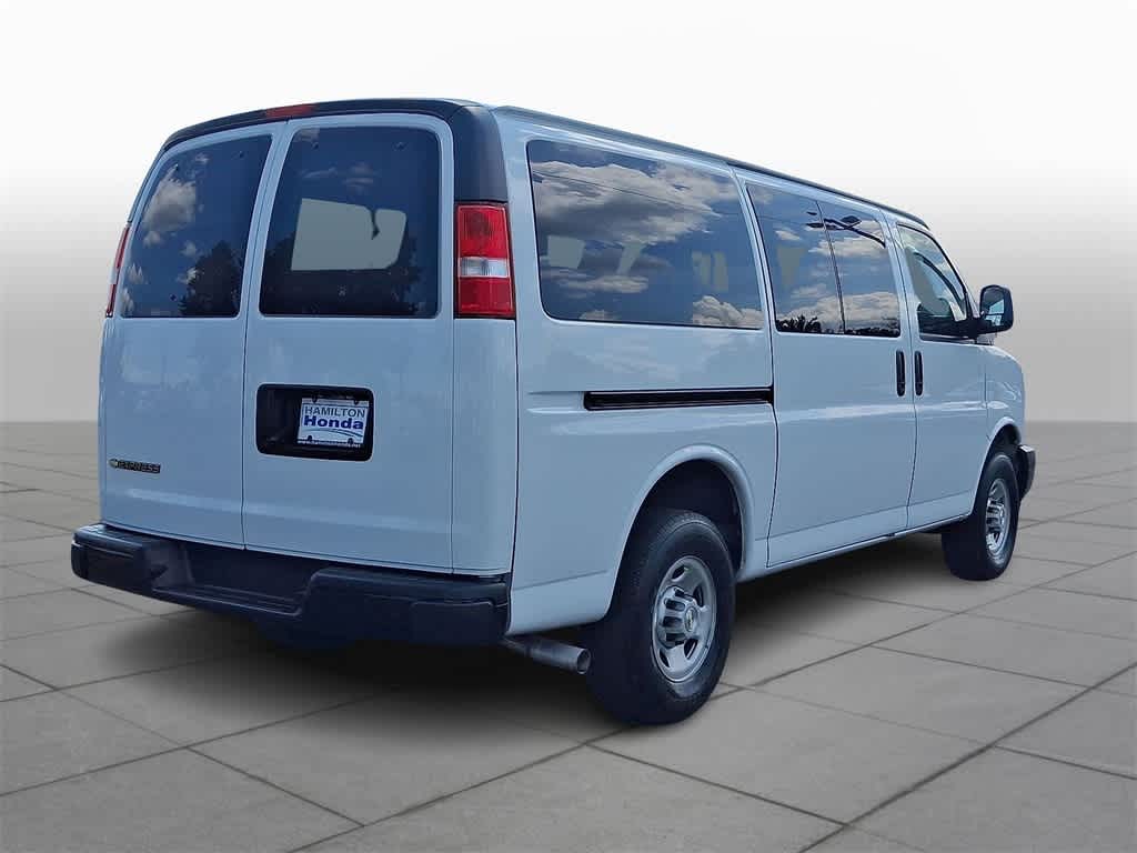Thumbnail: 2023 Chevrolet Express - 24