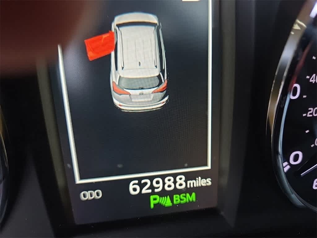 Thumbnail: 2016 Toyota RAV4 - 19