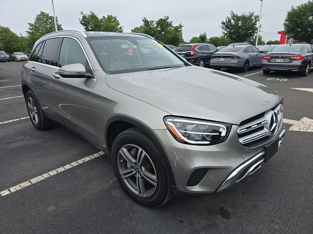 Thumbnail: 2020 Mercedes-Benz GLC - 3