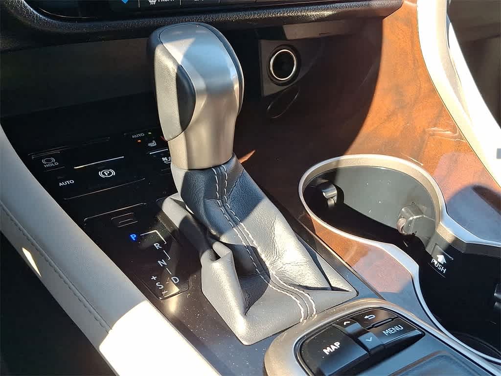 Thumbnail: 2016 Lexus RX - 12