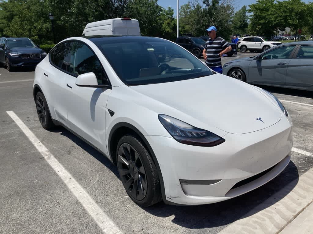 Thumbnail: 2022 Tesla Model Y - 3