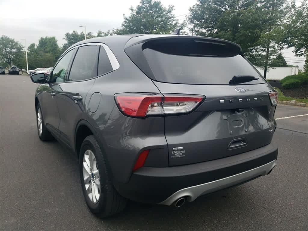 Thumbnail: 2022 Ford Escape - 7