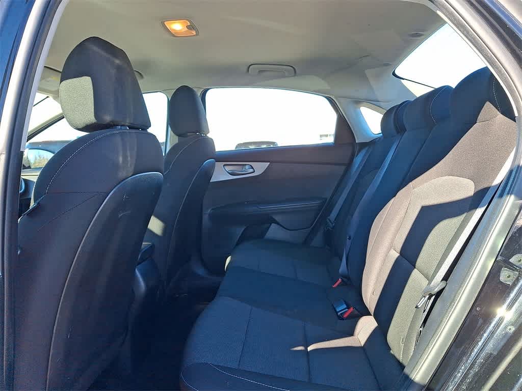 Thumbnail: 2022 Kia Forte - 20