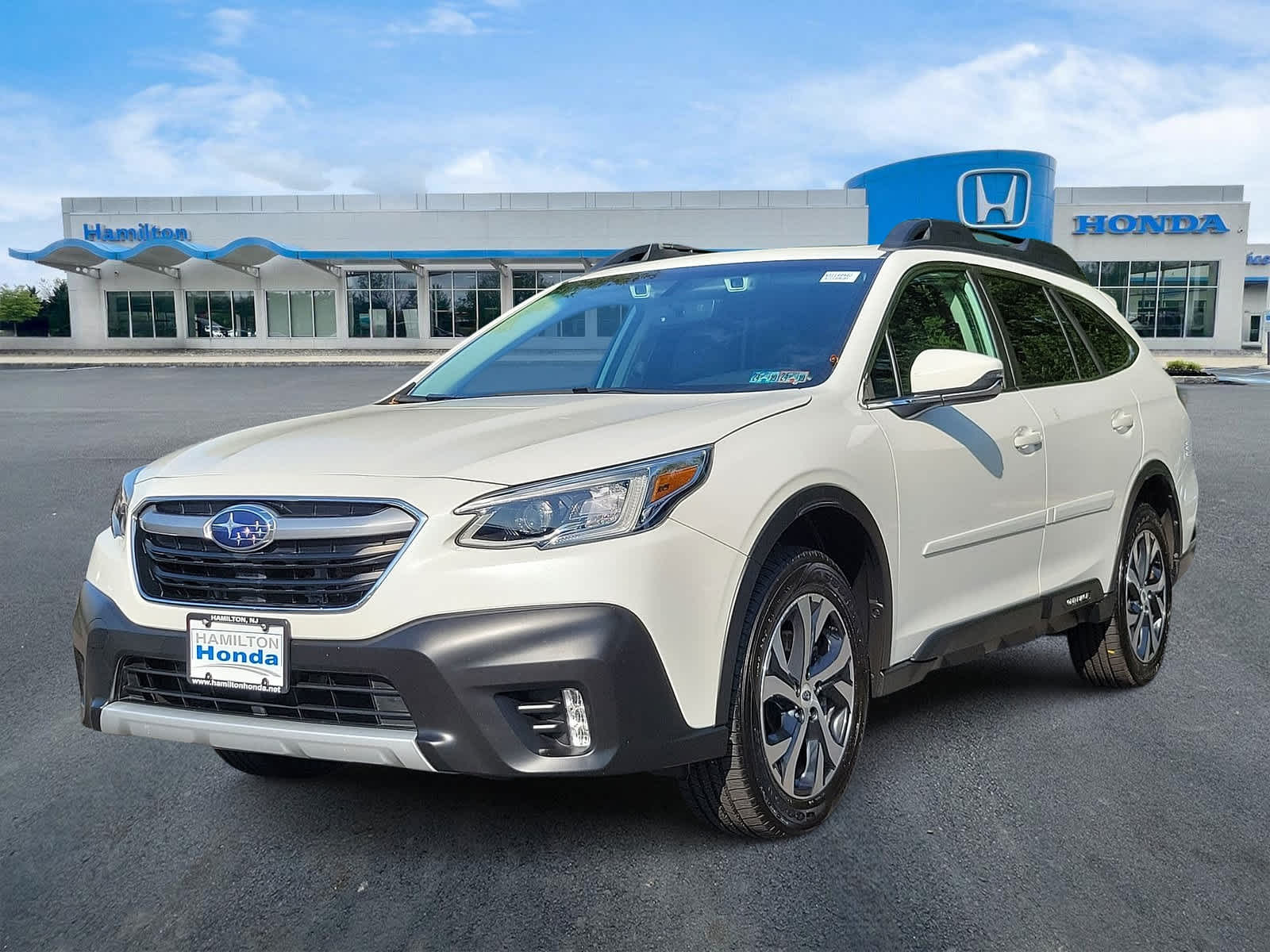 2022 Subaru Outback Limited -
                Hamilton, NJ