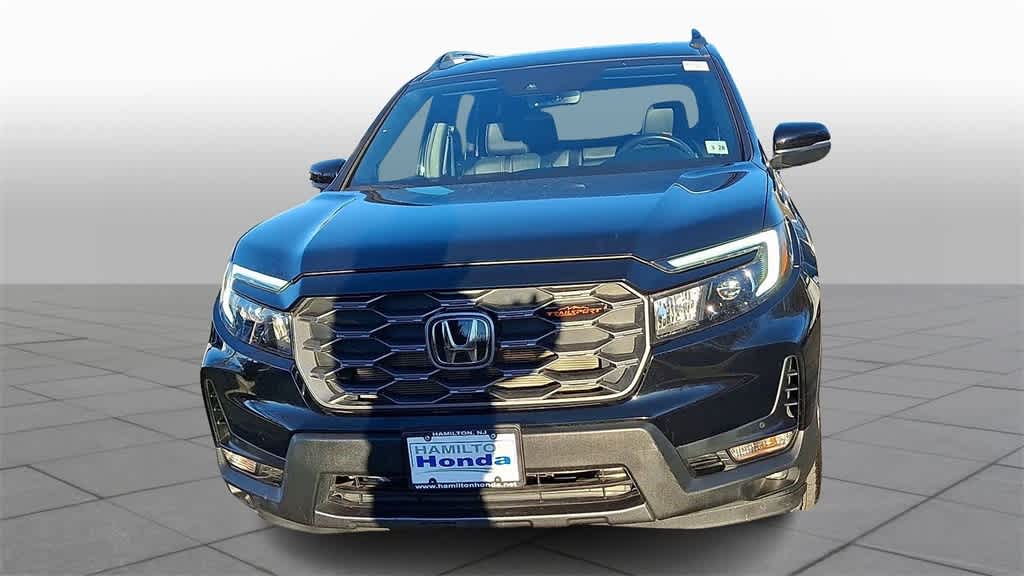 Thumbnail: 2023 Honda Passport - 3