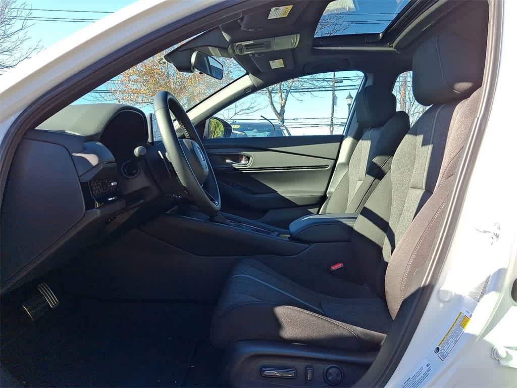 Thumbnail: 2025 Honda Accord - 11