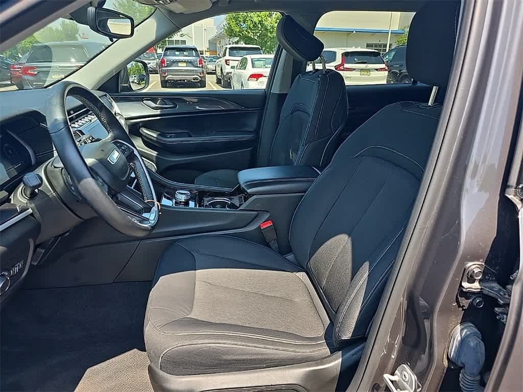 Thumbnail: 2021 Jeep Grand Cherokee L - 8