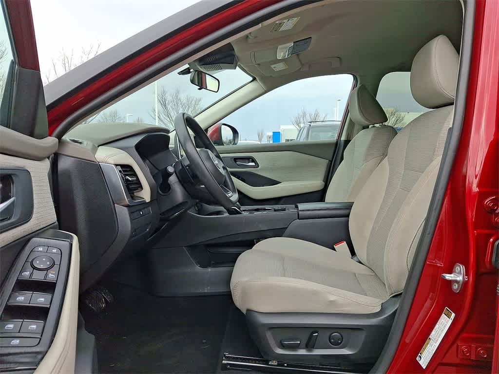 Thumbnail: 2023 Nissan Rogue - 11