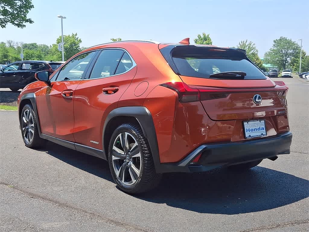 Thumbnail: 2019 Lexus UX - 13