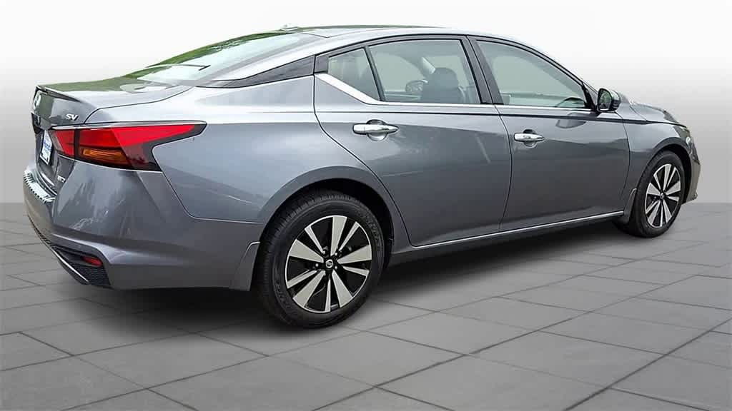 Thumbnail: 2020 Nissan Altima - 8