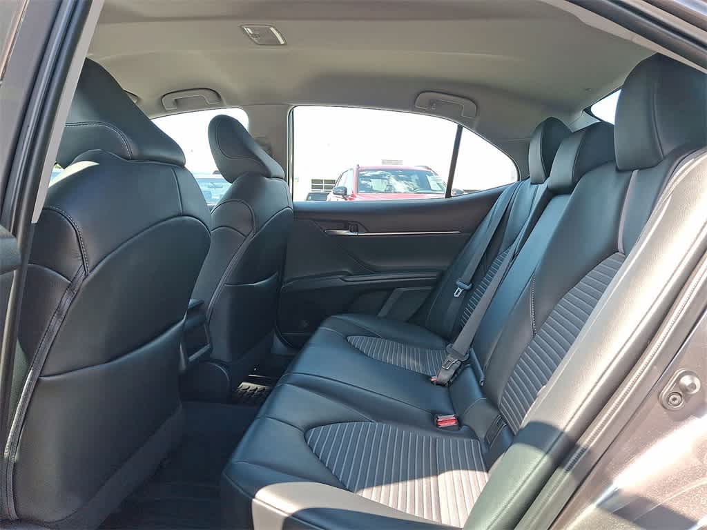 Thumbnail: 2021 Toyota Camry - 20