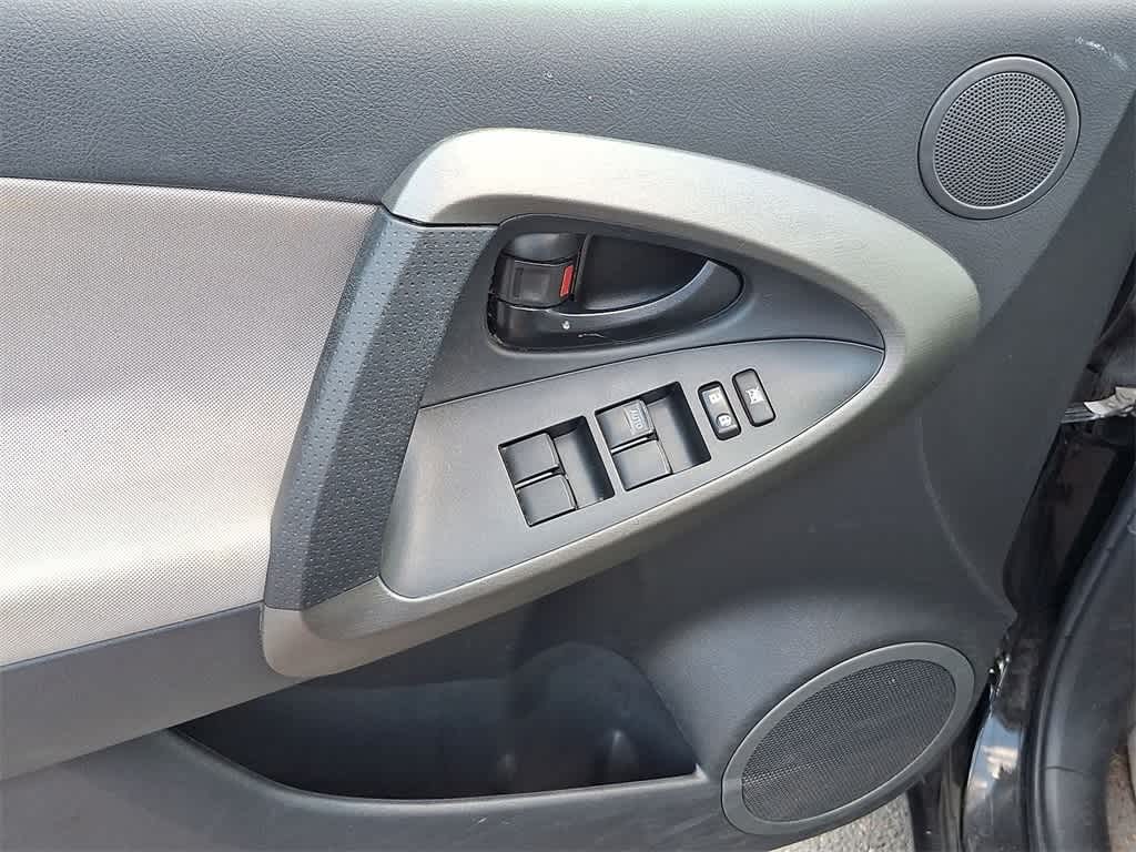 Thumbnail: 2011 Toyota RAV4 - 10