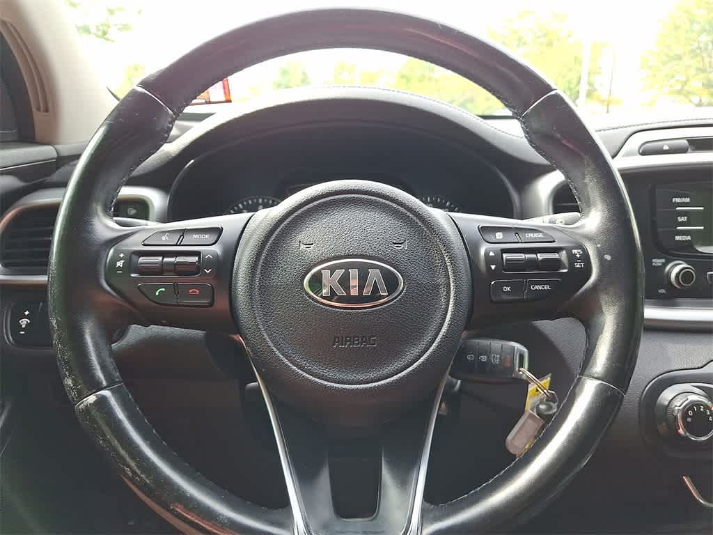 Thumbnail: 2016 Kia Sorento - 15
