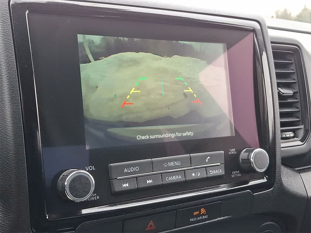 Thumbnail: 2022 Nissan Frontier - 15