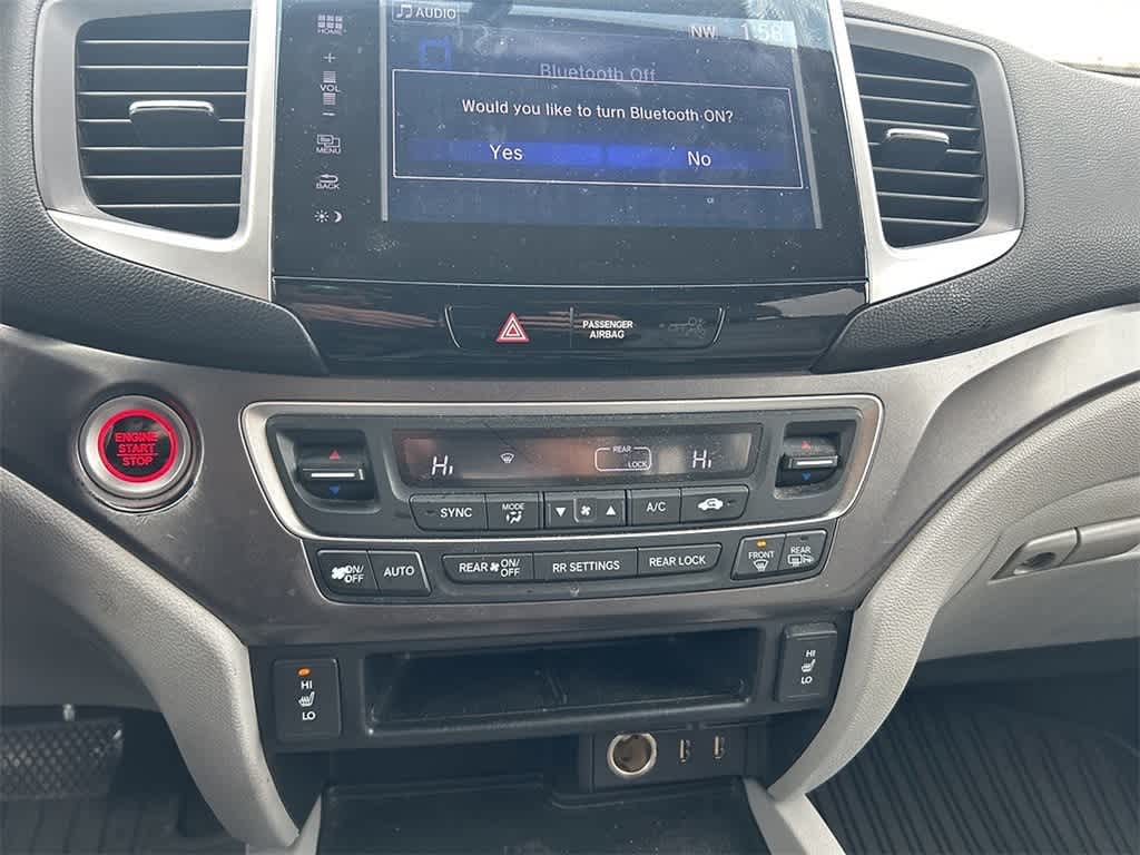 Thumbnail: 2016 Honda Pilot - 16