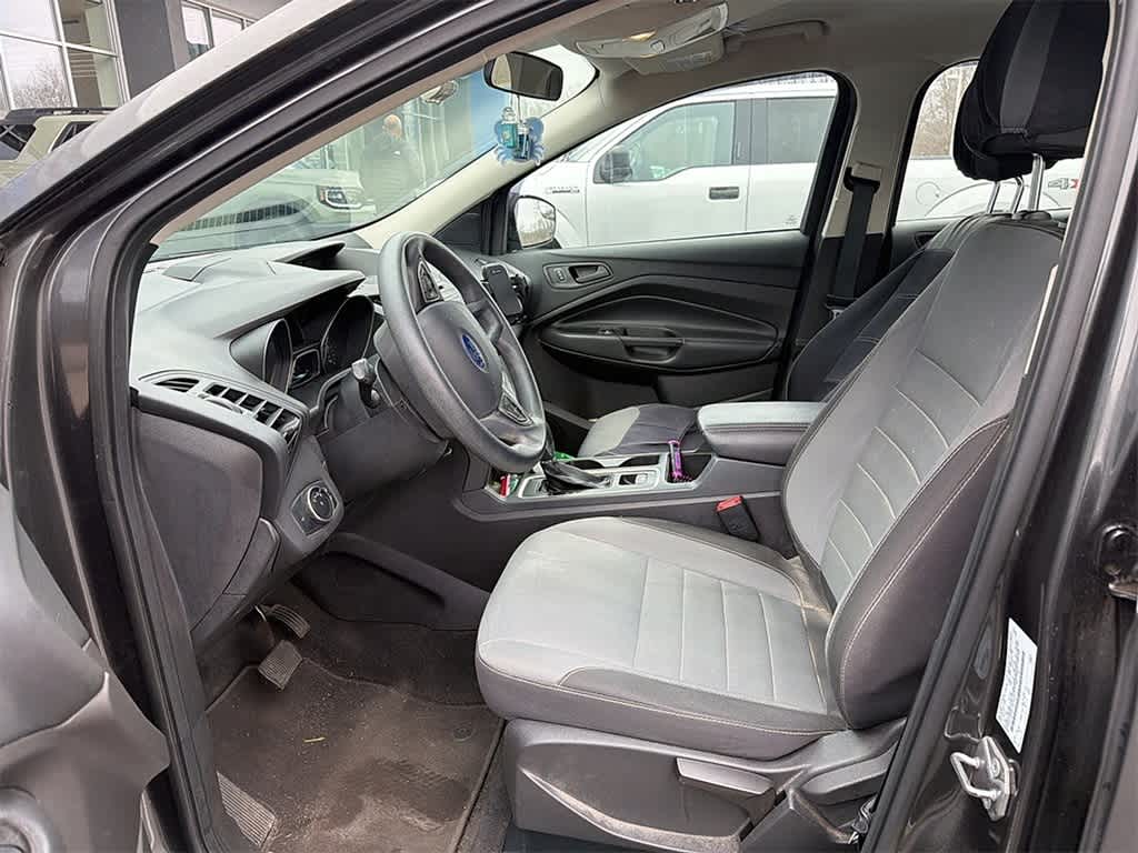 Thumbnail: 2017 Ford Escape - 14