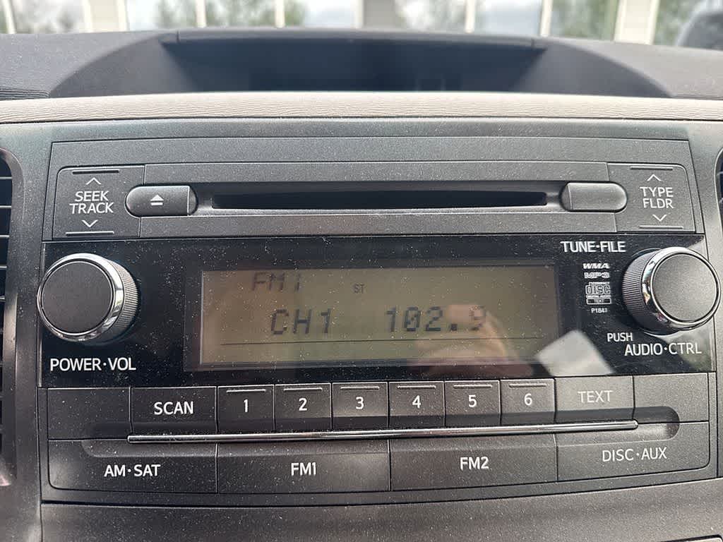 Thumbnail: 2013 Toyota Sienna - 14