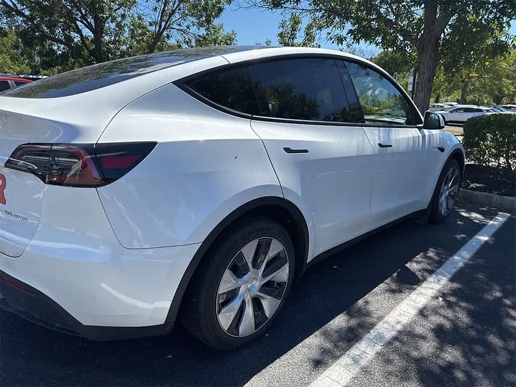 Thumbnail: 2023 Tesla Model Y - 4