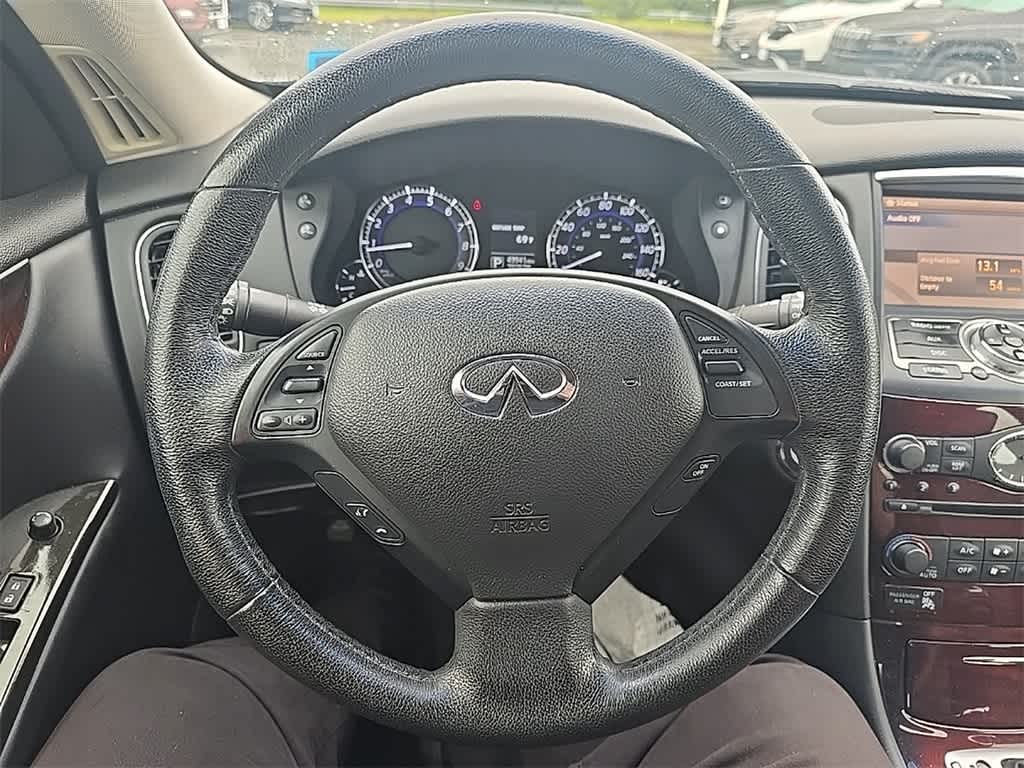 Thumbnail: 2017 INFINITI QX50 - 11