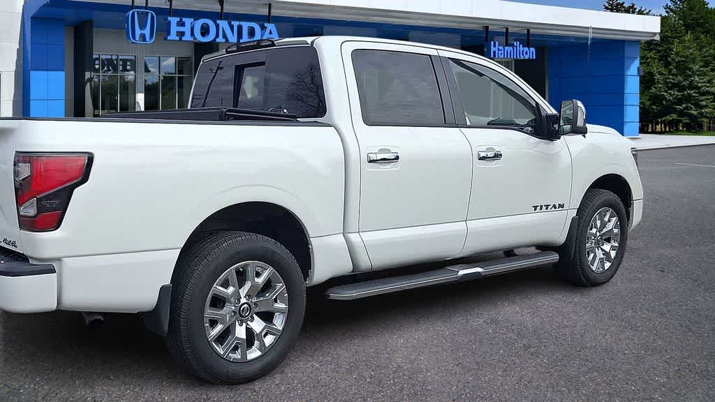 Thumbnail: 2021 Nissan Titan - 8