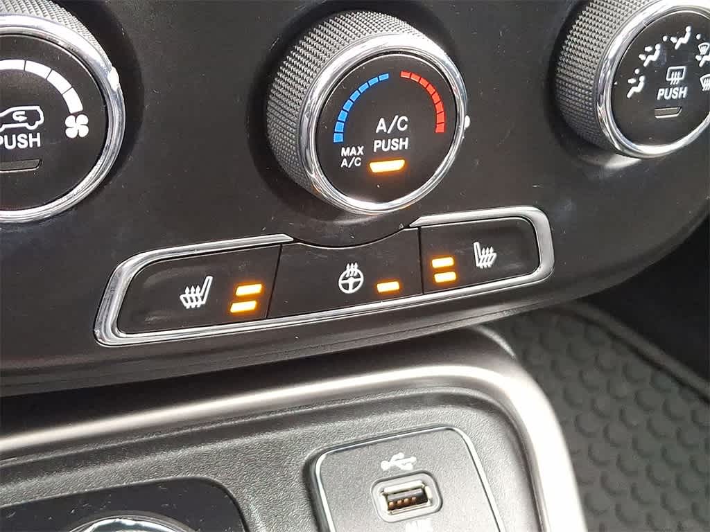 Thumbnail: 2018 Jeep Compass - 19