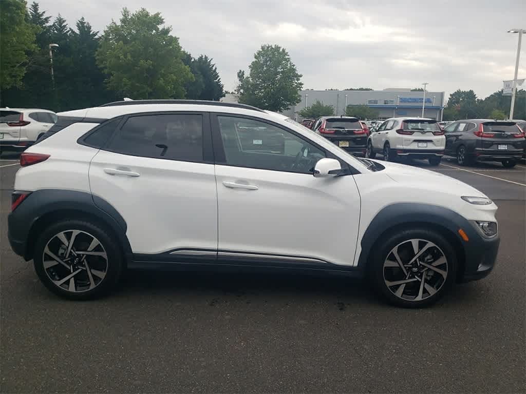 Thumbnail: 2022 Hyundai Kona - 4