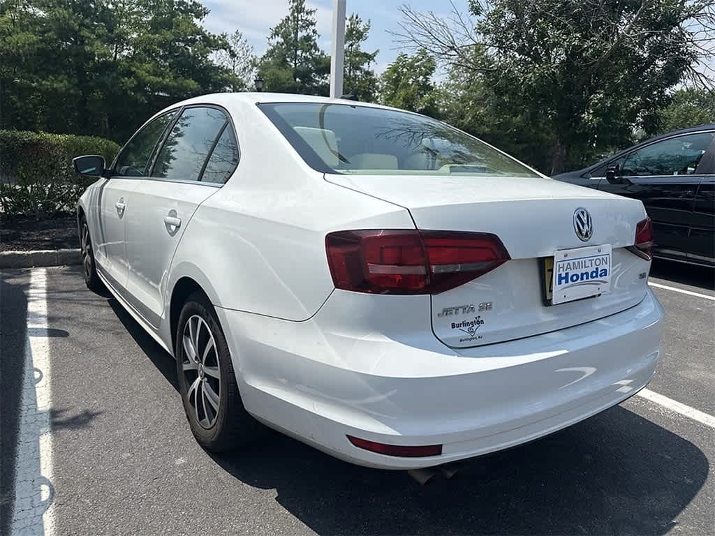 Thumbnail: 2017 Volkswagen Jetta - 6