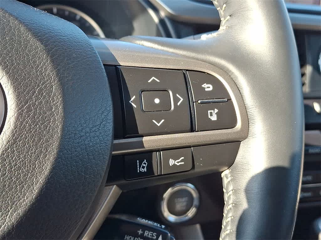 Thumbnail: 2016 Lexus RX - 18