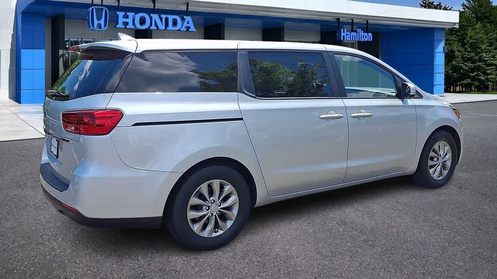 Thumbnail: 2020 Kia Sedona - 8