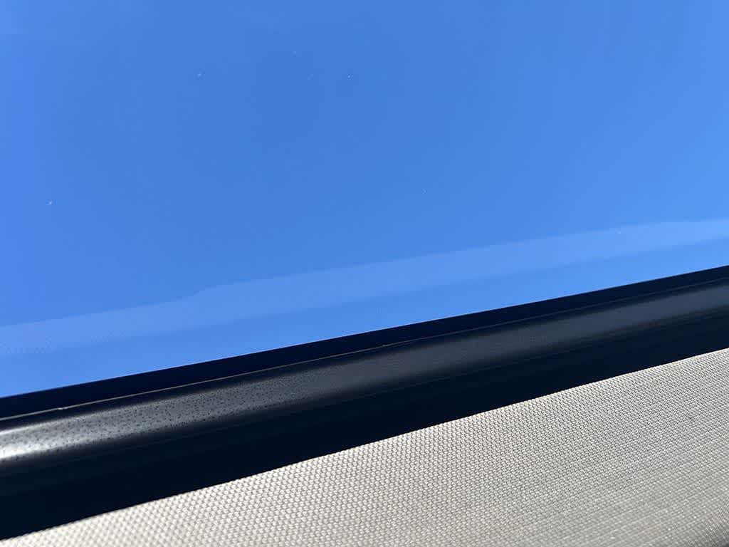 Thumbnail: 2017 Chevrolet Tahoe - 13