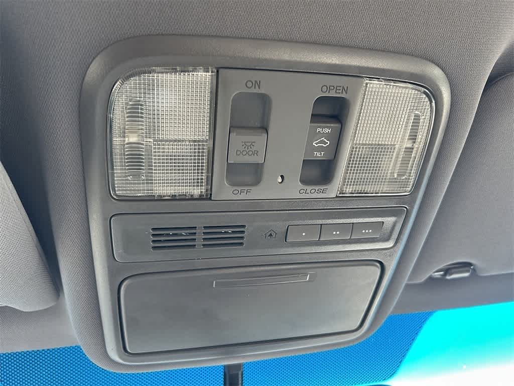 Thumbnail: 2013 Honda Pilot - 23