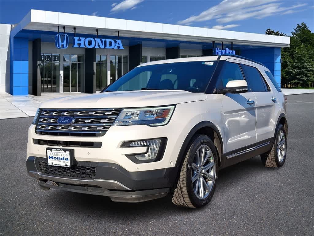 Thumbnail: 2017 Ford Explorer - 1