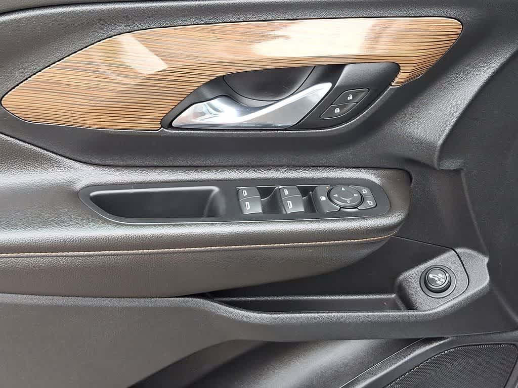 Thumbnail: 2020 GMC Terrain - 10