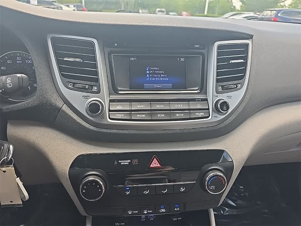 Thumbnail: 2017 Hyundai Tucson - 11