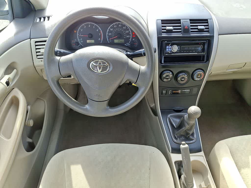 Thumbnail: 2010 Toyota Corolla - 21