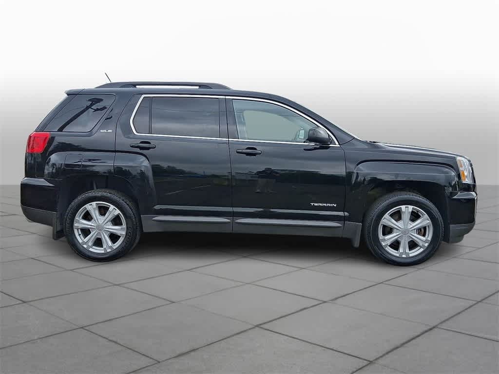 Thumbnail: 2017 GMC Terrain - 25
