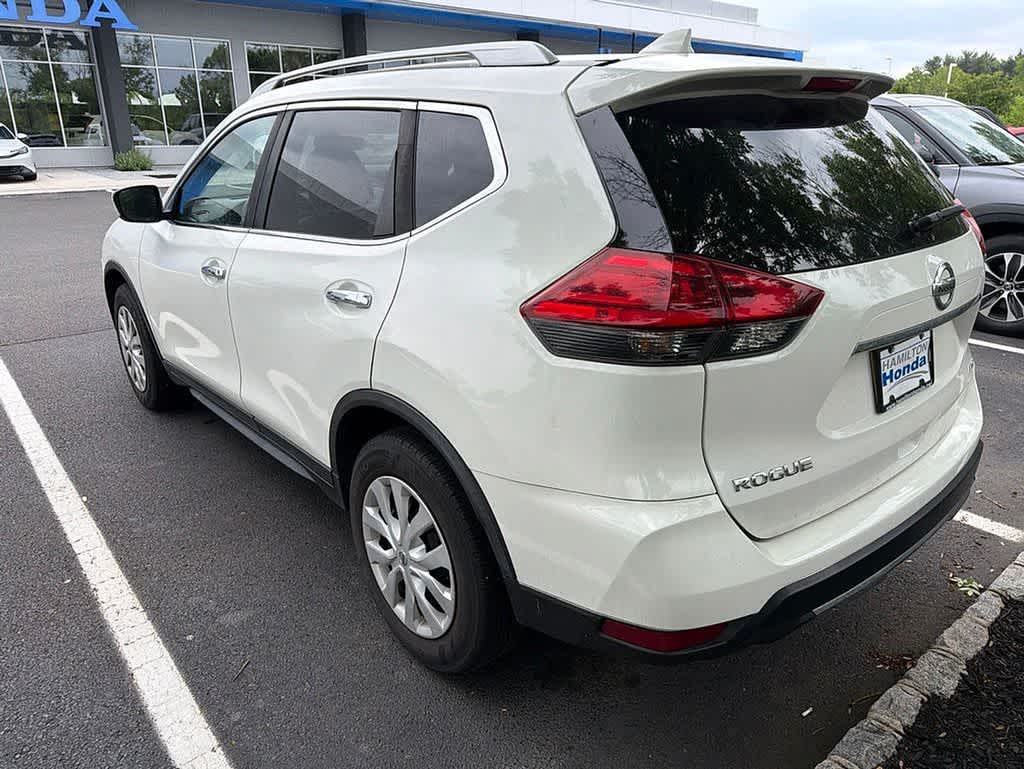 Thumbnail: 2017 Nissan Rogue - 12