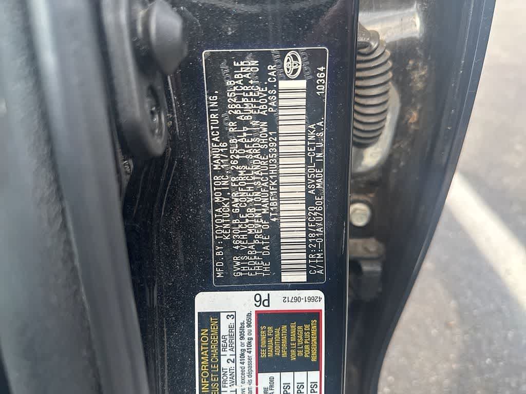 Thumbnail: 2017 Toyota Camry - 8