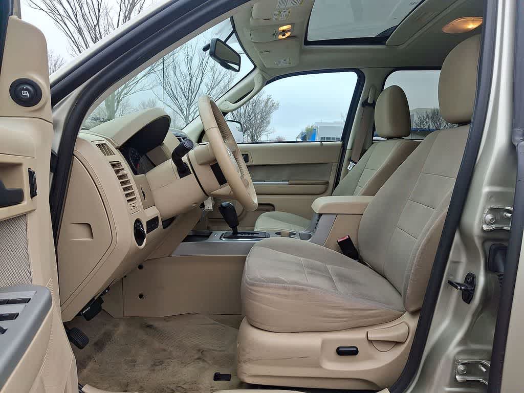Thumbnail: 2010 Ford Escape - 11