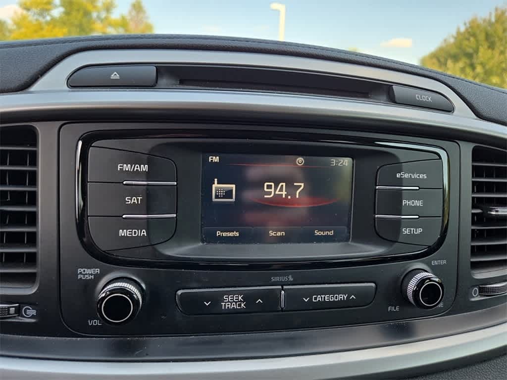 Thumbnail: 2016 Kia Sorento - 15