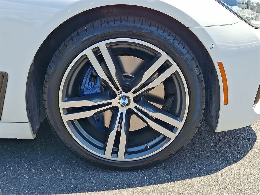 Thumbnail: 2018 BMW 7 Series - 27