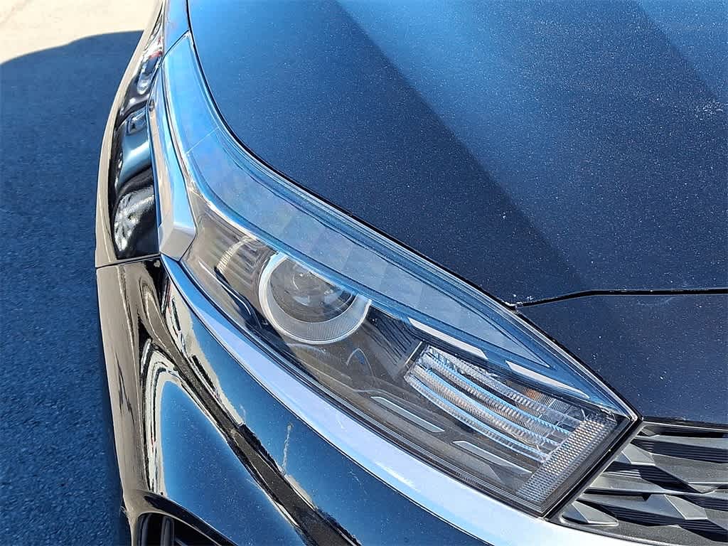 Thumbnail: 2022 Kia Forte - 27