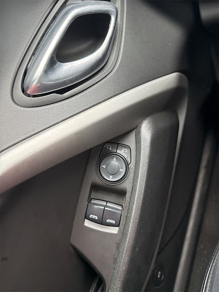 Thumbnail: 2017 Chevrolet Camaro - 21