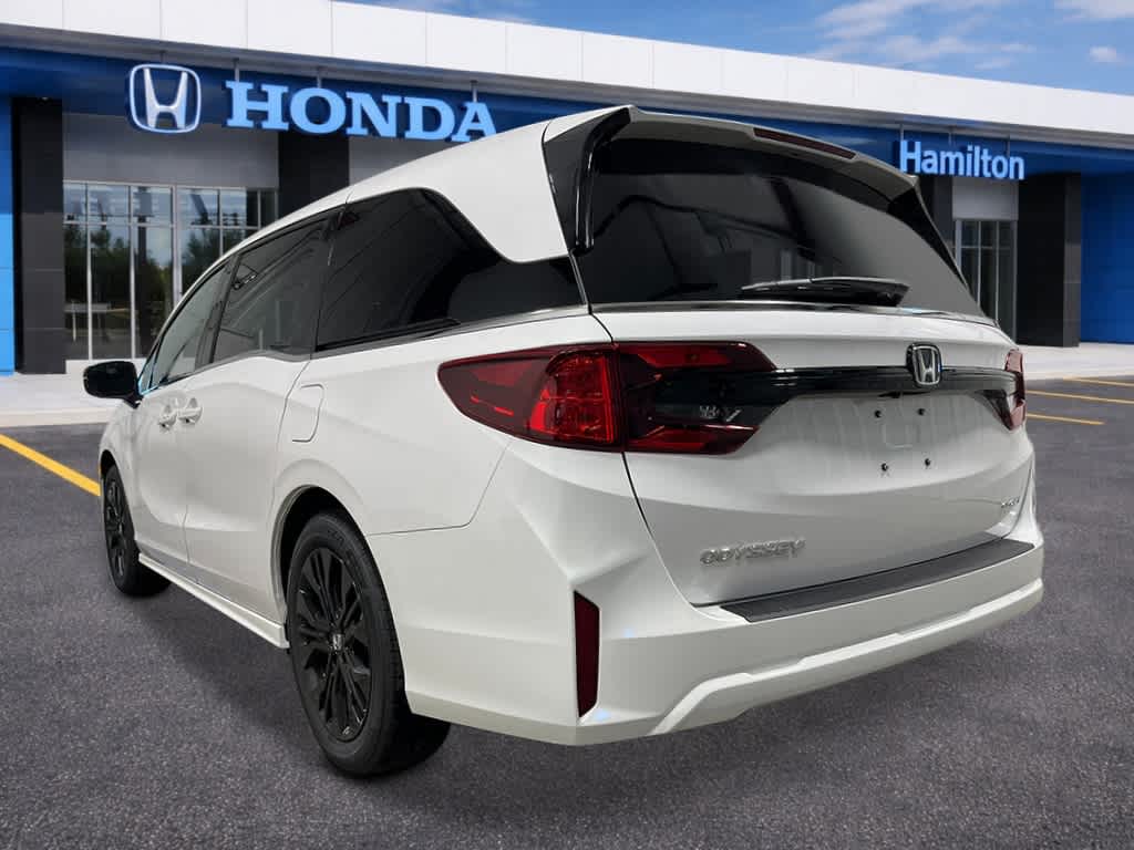 Thumbnail: 2026 Honda Odyssey - 3