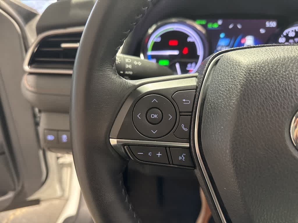 Thumbnail: 2019 Toyota Camry - 12