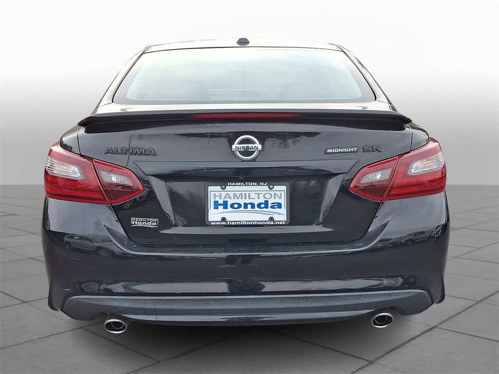 Thumbnail: 2018 Nissan Altima - 23